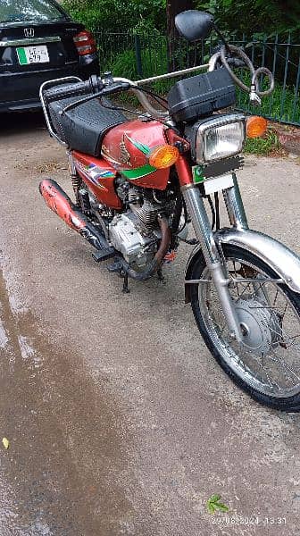 Honda CG 125 2013 4