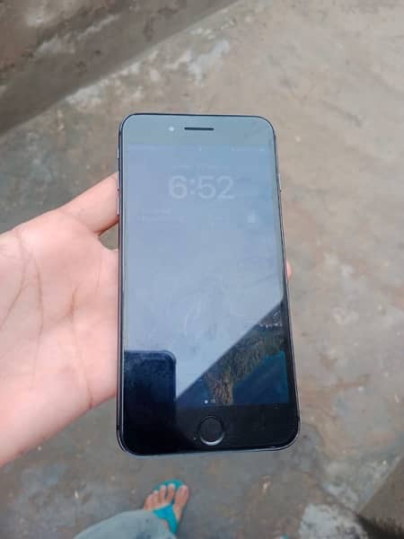 iphone 8 plus pta aproved 64 gb 4