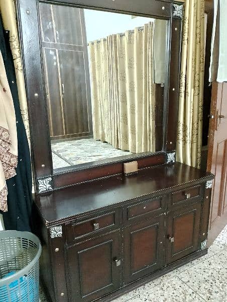 used bed and dresser 4