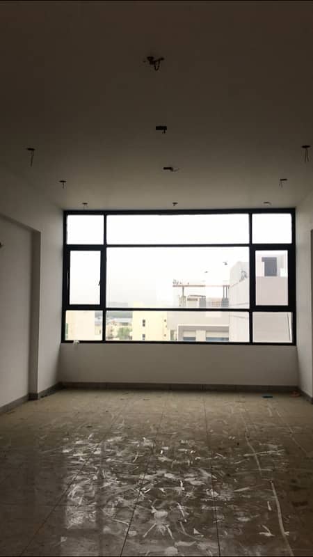 Brand New 1000 Sqft Office Space Available For Rent 3