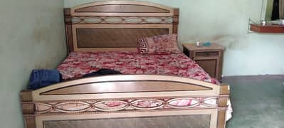 king size bed 1 side table 1 double door almari and 1 palang for sale