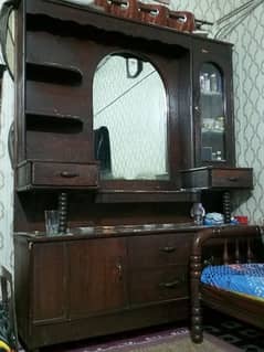 Dressing table