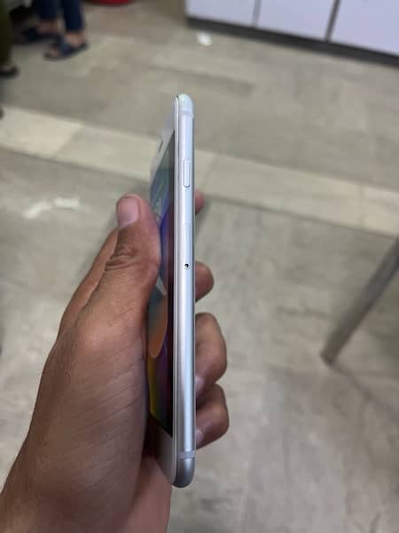 iphone 8 pta approved 64GB 5