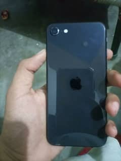 I phone se2020      64 gb 0