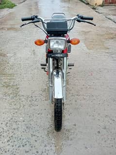 Honda 125 model 2022 urgent sale