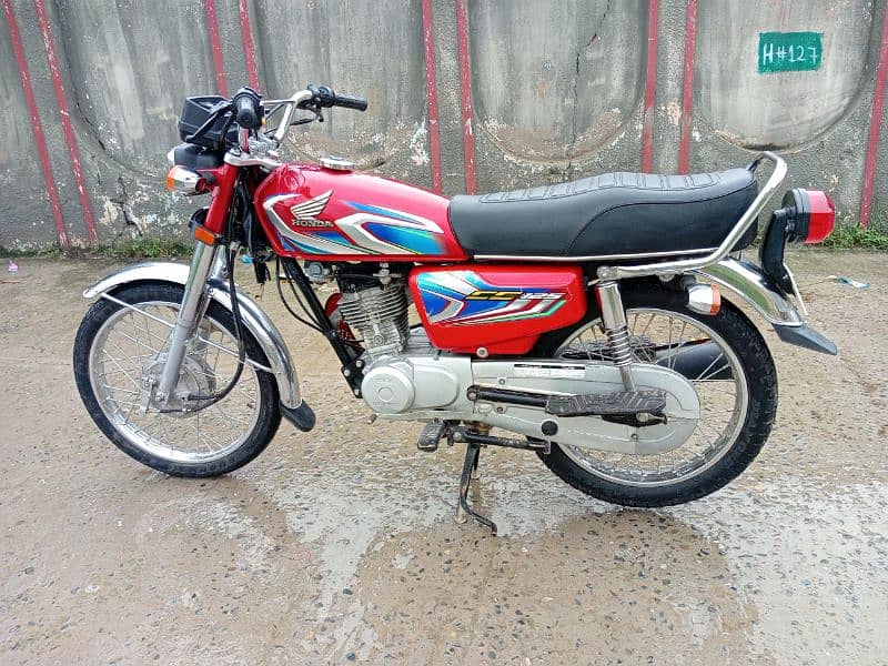 Honda 125 model 2022 urgent sale 1