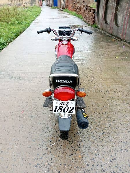 Honda 125 model 2022 urgent sale 3