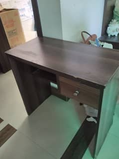 brown colour computer desk