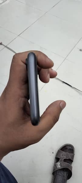 iphone 11 128gb black colour PTA aproved 0