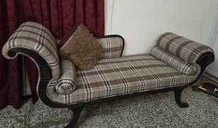 Dewan sofa for sale