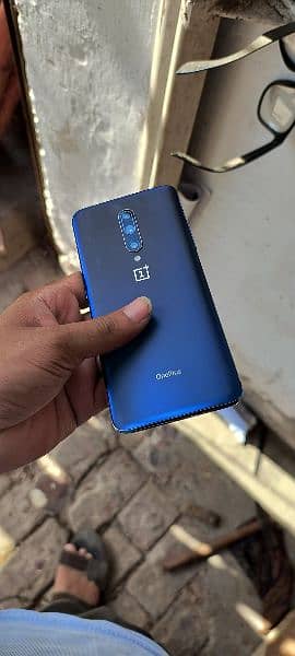 OnePlus 7 pro 8 256gb box charger Sath ha 8