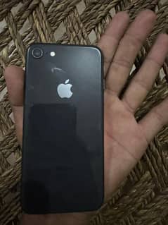 iPhone 8 non pta ufone sim work karti ha pics me dekh sakty ha oky set