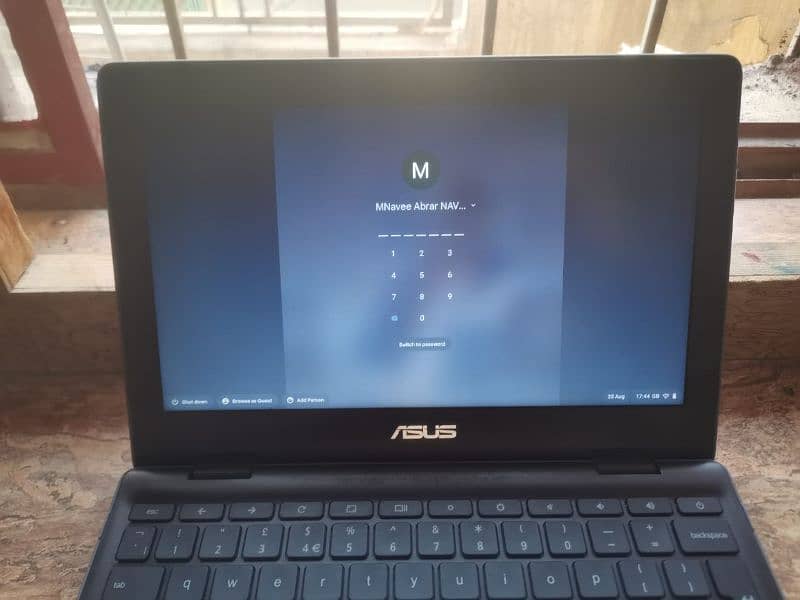 Chrome book C204M 5