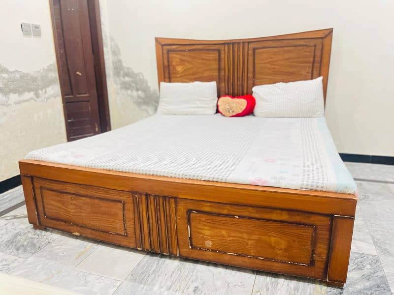 Bed wooden 2