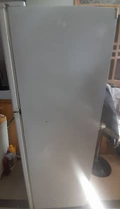 LG Refrigerator-Freezer Modal  GR-T382SV