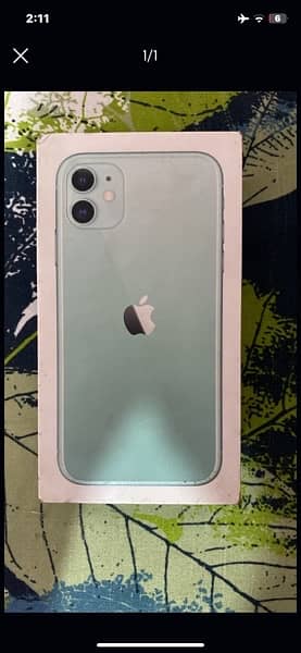 Iphone 11 64gb with box fectroy unlock 3