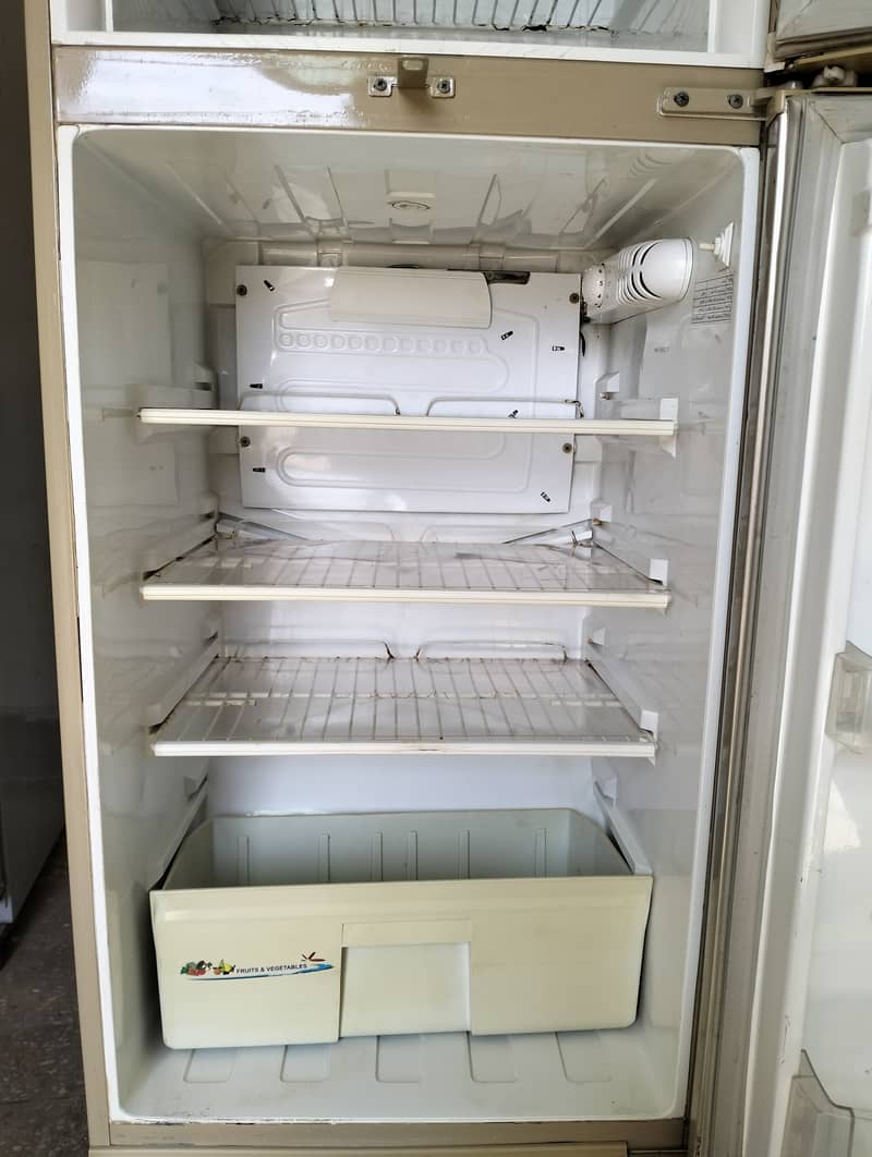 Fridge/Refrigerator 0