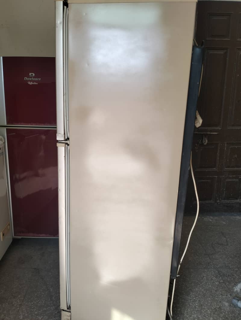 Fridge/Refrigerator 3