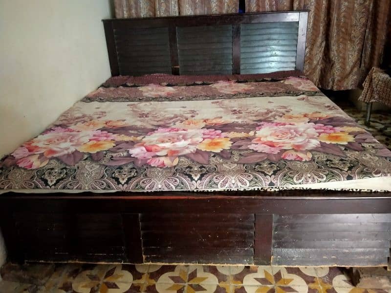 King Size bed set with mattress 0