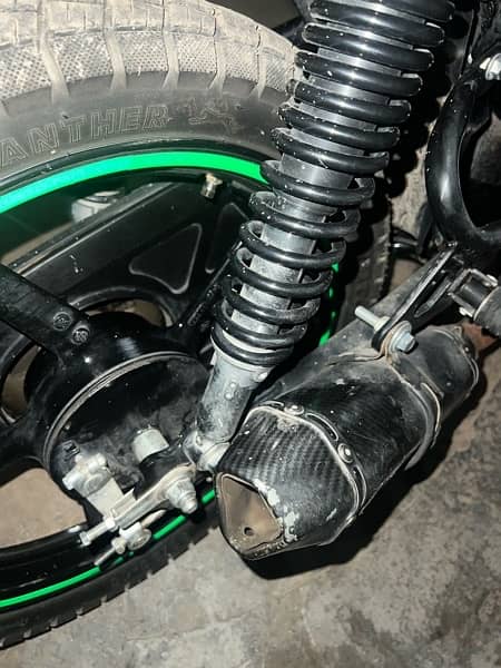 Aqrapovic exhaust for sale ybr bend k sath sound kamal ka hn 2