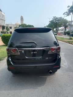 Toyota Fortuner G 2015 full optional in lush condition Urgently Sale