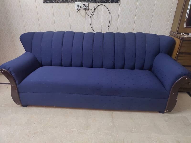 3 seater sofa 0