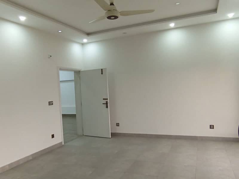 Luxury Furnished Apartment In Sarahi Chowk Bahria Town Geniun Pics Attach 0