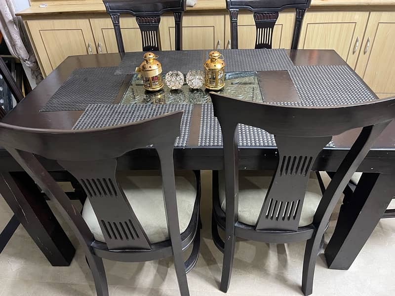 6 seater dining table for sale , 03335458154 2