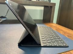 iPad Pro 11 with Smart Keyboard