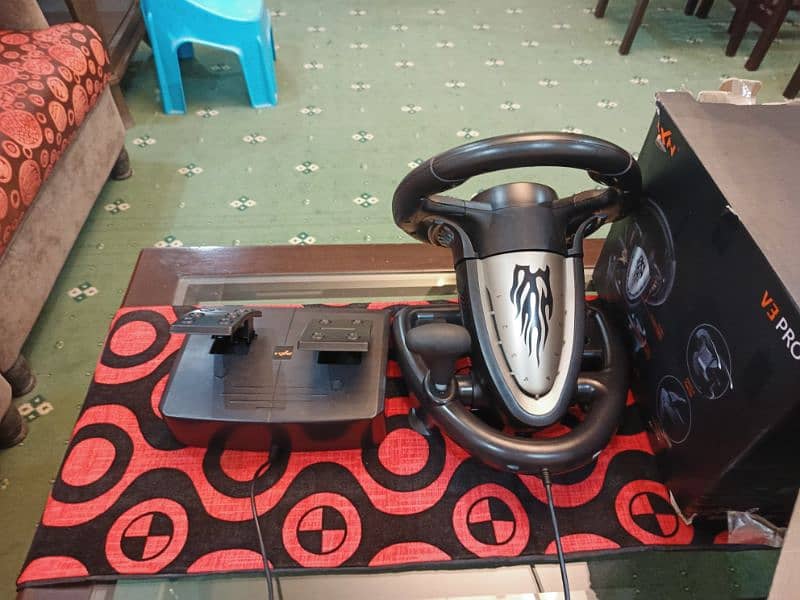 a good condition racing wheel only few days use 1