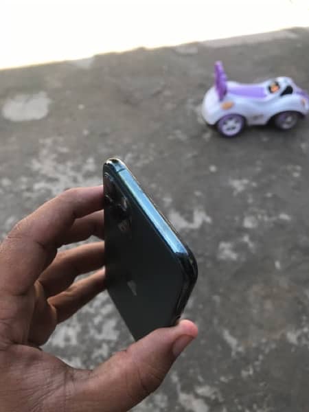 IPhone 11 Pro 64 GB PTA approved 3