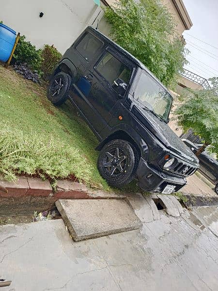 Suzuki Jimny 2019 Automatic  - Full option - Fresh Import 12