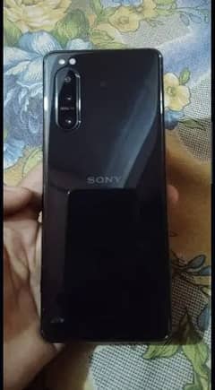 Sony Xperia 5 mark 2 water proof 6 128gb . exchange with iphone 11