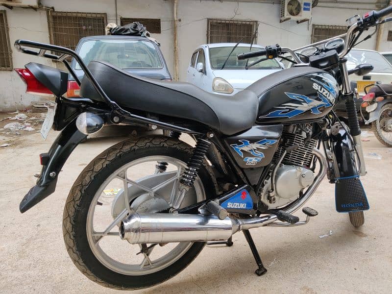 gs150se Nov 2020 model half self start just like new bike 12