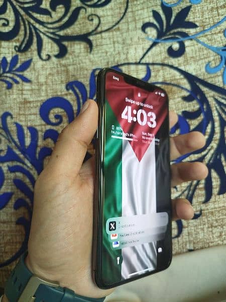 iphone 11 pro max / 256gb / PTA Approved 2