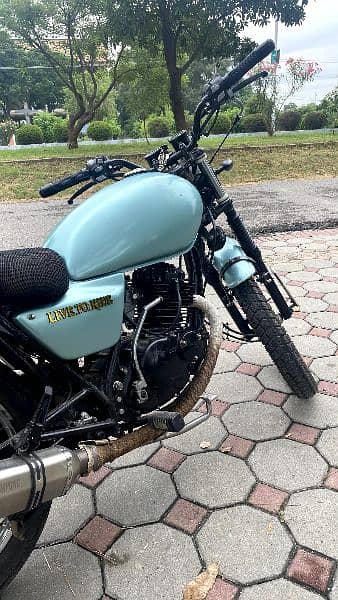 Suzuki 150 converted in cafe racer 16