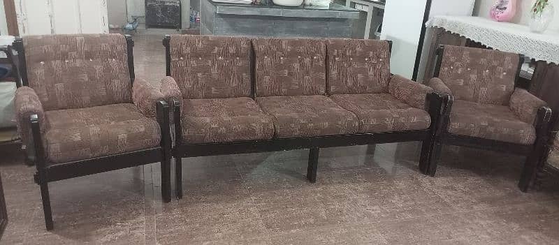 wooden framed sofa set 0