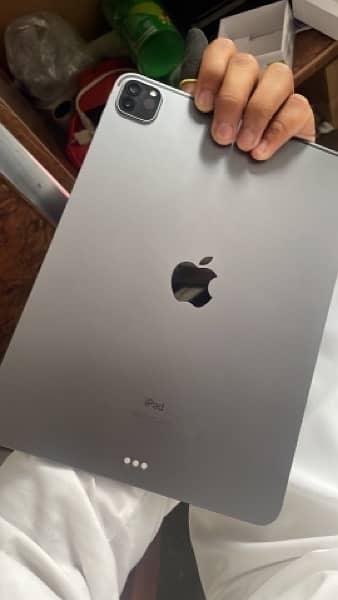 IPad Pro m1  128GB 2021 3rd (Urgent sale) 1