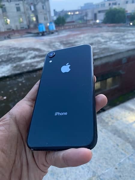 Iphone XR Factory Unlock 64GB non pta 3