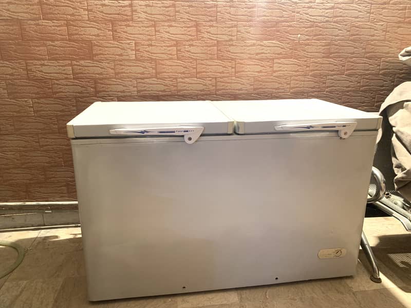 DAWLENCE DEEP FREEZER 2