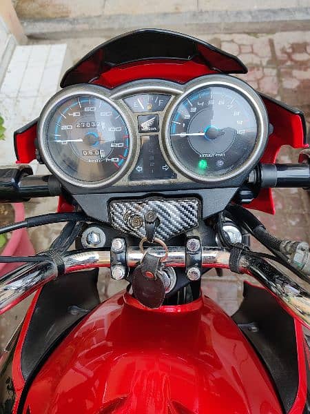 HONDA CB 150 F 3