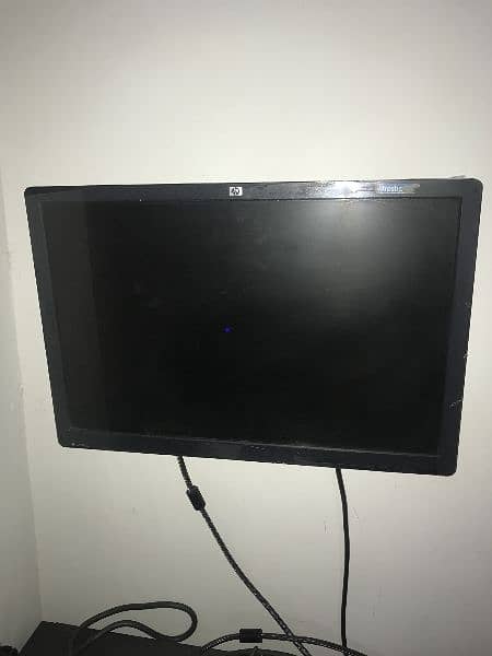 HP 22 Monitor 0