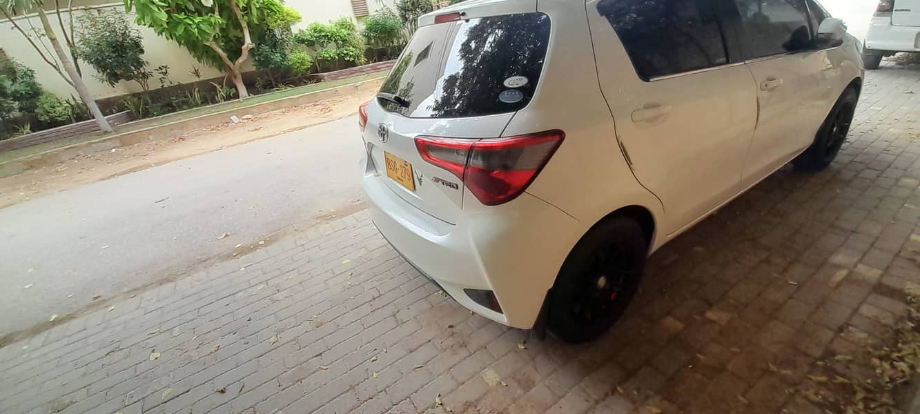 Toyota Vitz 2017 3