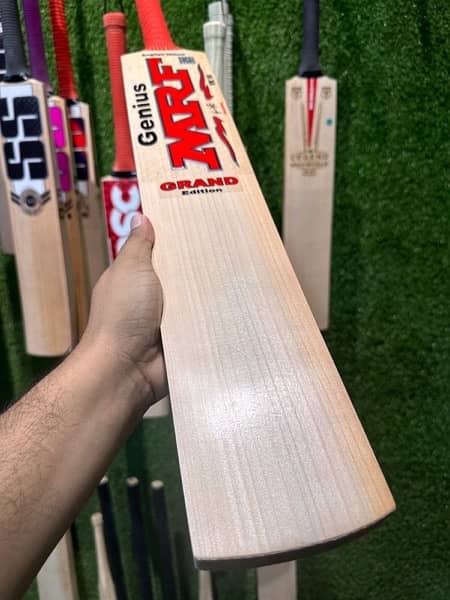 Excellent Rang of Top Graded English Willow Cricket bats Narrow Grains 5