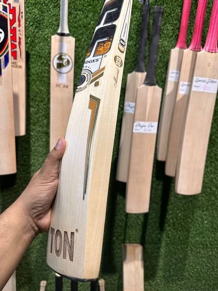 Excellent Rang of Top Graded English Willow Cricket bats Narrow Grains 16