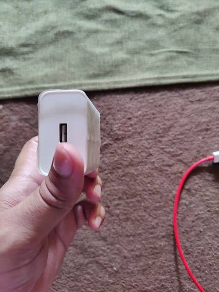 OnePlus charger 80 watt with cable 6.5 ampere 0