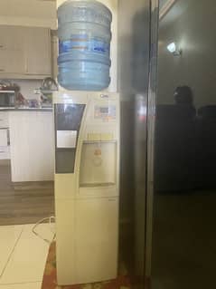 Water dispenser