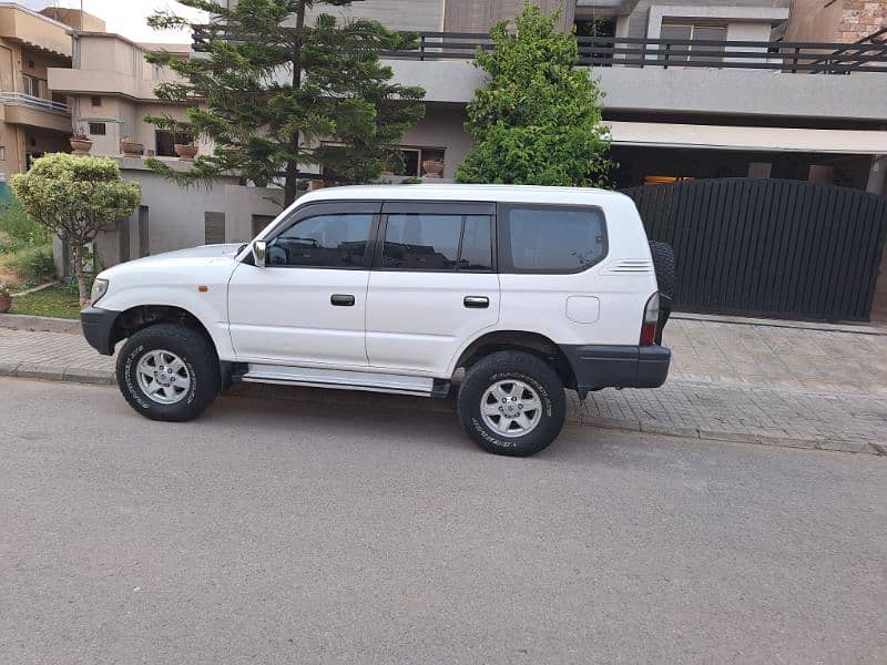 Toyota Prado 2000 4