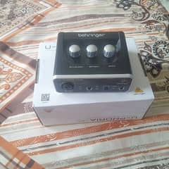 Behringer UM 2 Audio Interface