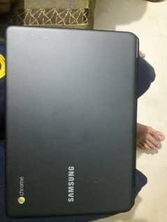 Samsung Chromebook xe 500c ,like new ,with original charger,